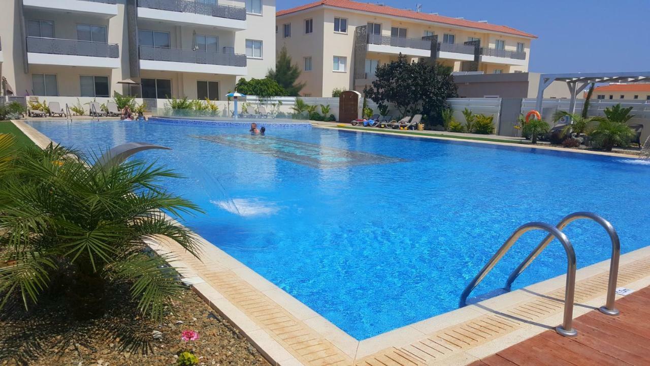 Bg06 Mythical Sands Paralimni Luaran gambar